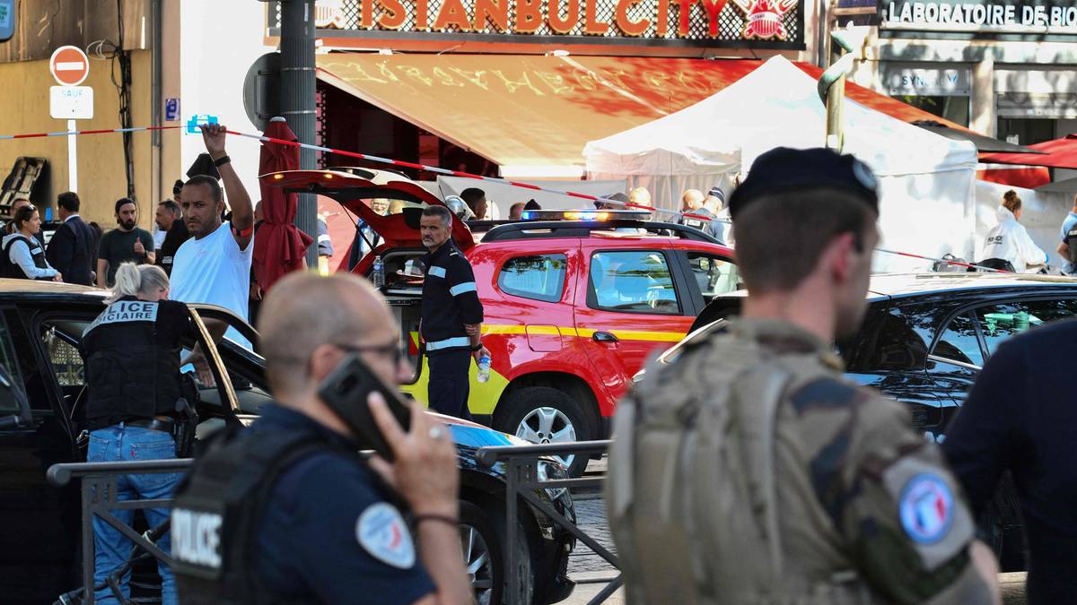 Atak nożownika w centrum Marsylii. Kilka osób rannych, napastnik nie żyje