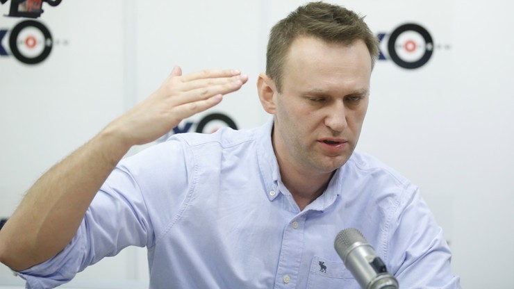 Nawalny dostał paszport, ale ma nie wyjeżdżać za granicę