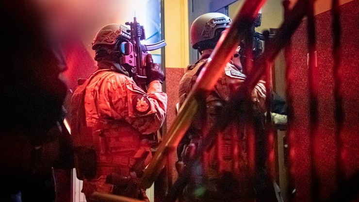 CBŚP rozbiło gang sutenerów