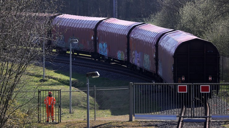 Pociąg z odpadami nuklearnymi wyruszył z Niemiec do Rosji. Ekolodzy protestują