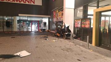 W Strzelnie (woj. kujawsko-pomorskie) doszło do eksplozji bankomatu - przekazała lokalna policja. Nieznani sprawcy wys