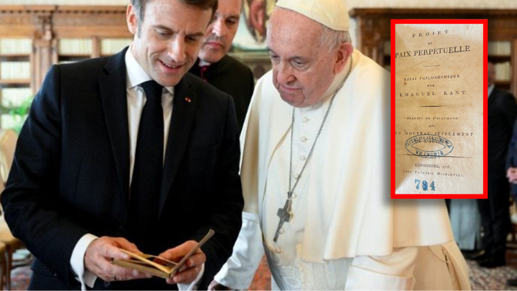 Watykan. Macron przekazał papieżowi Franciszkowi bezcenną książkę. Jeden szczegół wywołał burzę