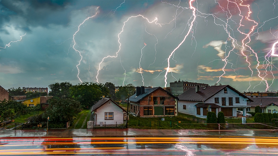 01.07.2019 07:00 Po południu i wieczorem przejdą najsilniejsze burze od początku tego roku. Możliwe nawet trąby powietrzne