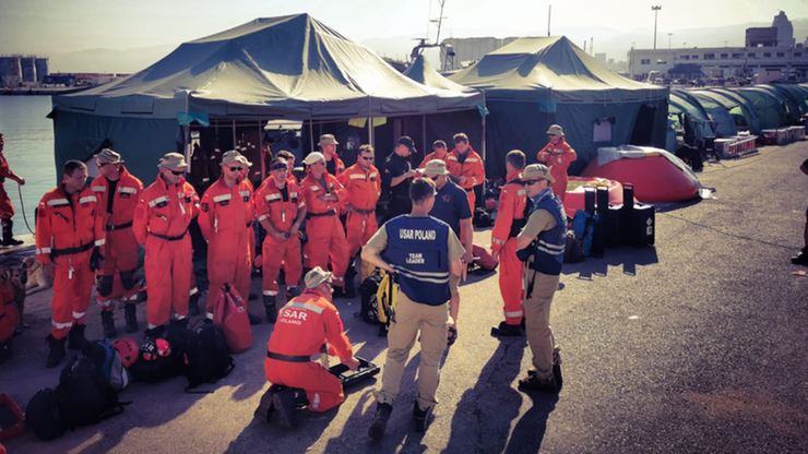 Polscy strażacy w Bejrucie rozpoczęli prace poszukiwawcze. Na miejscu jest reporter Polsat News