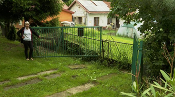 Sąsiad zagrodził drogę do domu seniorki. Karetka nie mogła dojechać