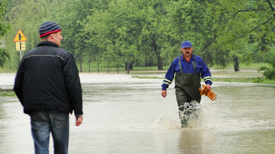 17.05.2018 09:00 W dobę spadło tyle deszczu, ile powinno przez pół miesiąca. To jeszcze nie koniec ulew!