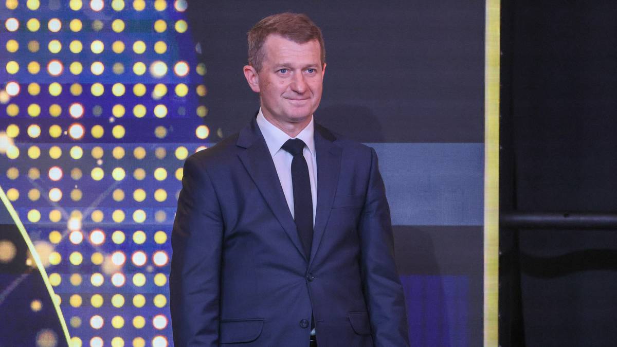 Wrze wokół wiceministra. Zarabiał na kawalerkach, pisze o nich ustawę