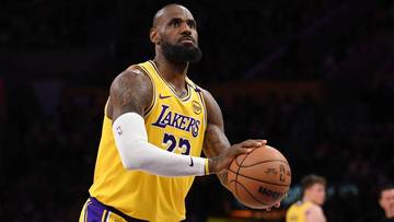 Rozpoczął sezon i od razu pobił rekord. Co za wynik LeBrona Jamesa!