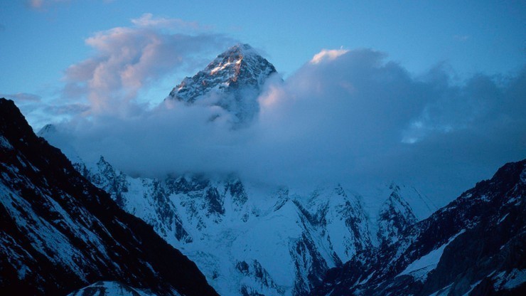 Międzynarodowa zimowa wyprawa na K2 z Polakami dotarła do bazy