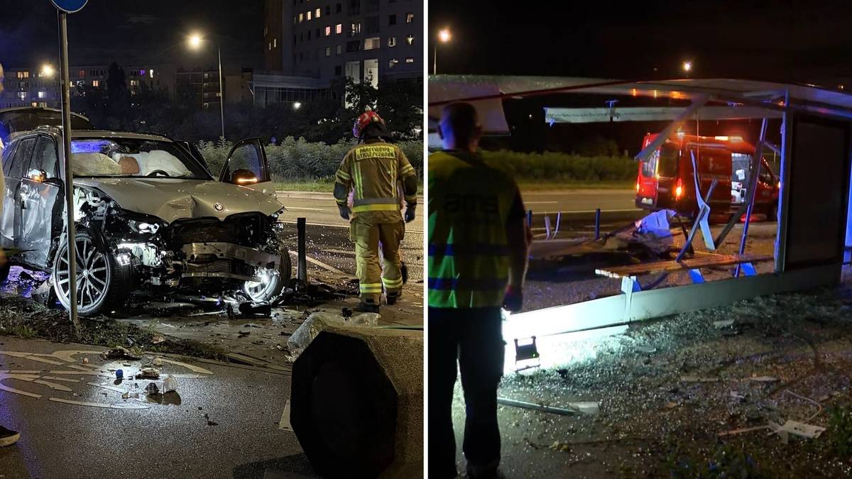 Dwa zdjęcia pokazują skutki wypadku drogowego w Warszawie. Na lewym zdjęciu widać uszkodzone BMW stojące na poboczu drogi nocą. Na prawym zdjęciu widoczna jest zniszczona wiata przystankowa.