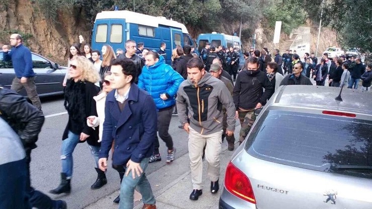 Korsyka: mimo zakazu Francuzi wyszli na ulice