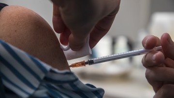 Jedna dawka szczepionki wystarczy? Naukowcy zabrali głos