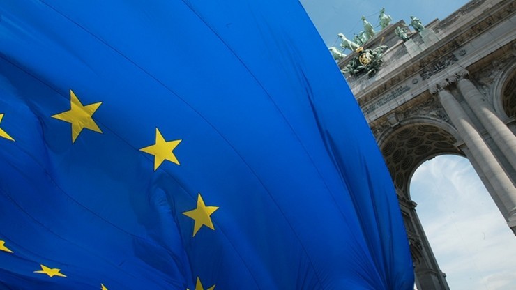 UE przedłuża sankcje wizowe i finansowe w związku z konfliktem na Ukrainie