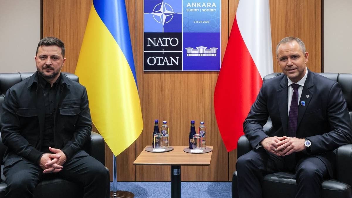 Rozmowy na szczycie NATO w Ankarze. Nawrocki spotkał się z Zełenskim