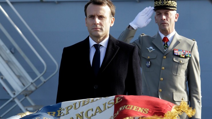 Macron chce przywrócenia powszechnego obowiązku wojskowego