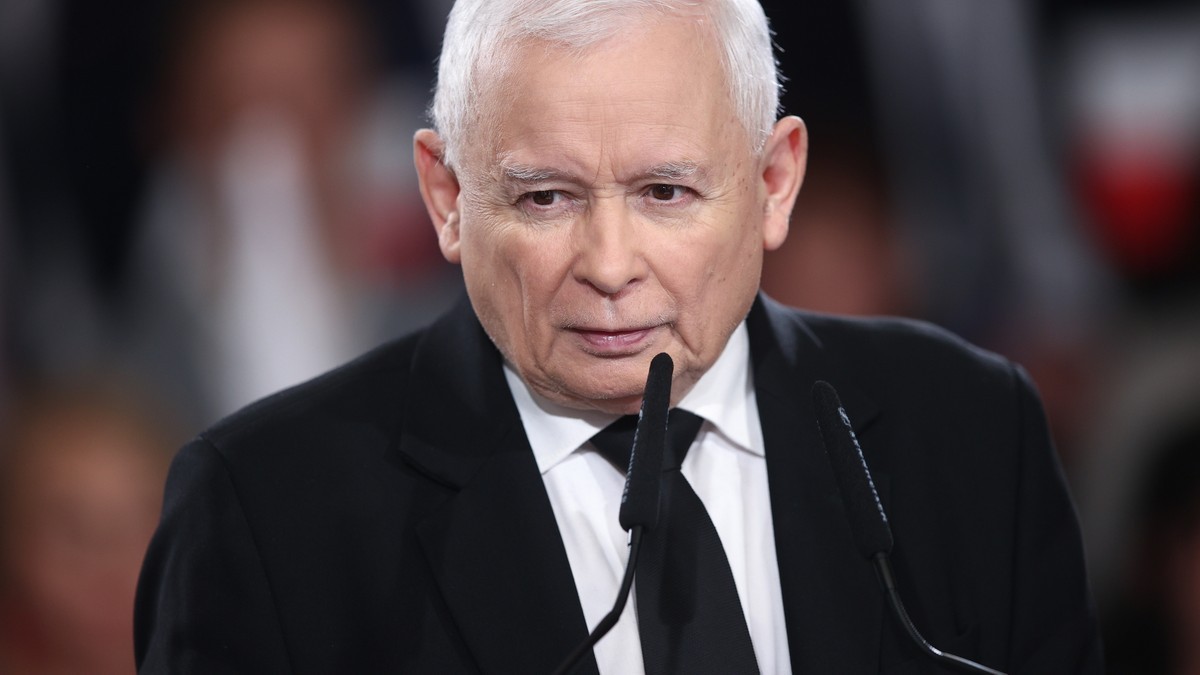 J. Kaczyński żąda dymisji marszałka Sz. Hołowni. Nawiązał do incydentu z G. Braunem