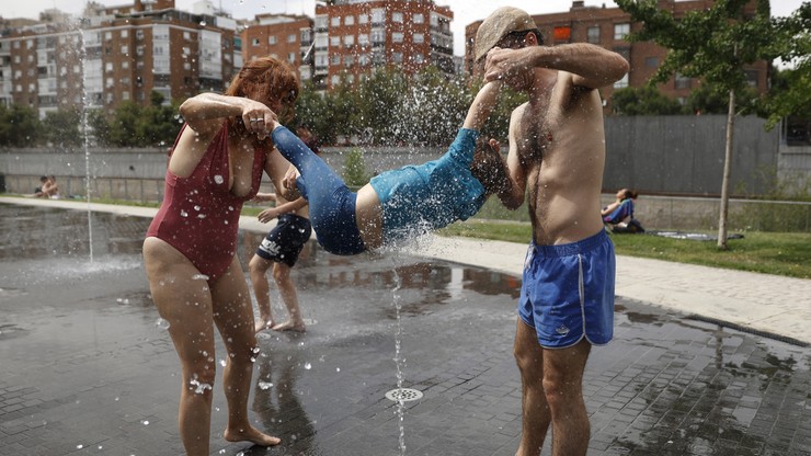 Hiszpania. Rekordowa fala upałów w kraju. Dzieci mdleją w szkołach