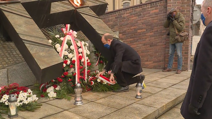 Borys Budka złożył kwiaty przed pomnikiem 