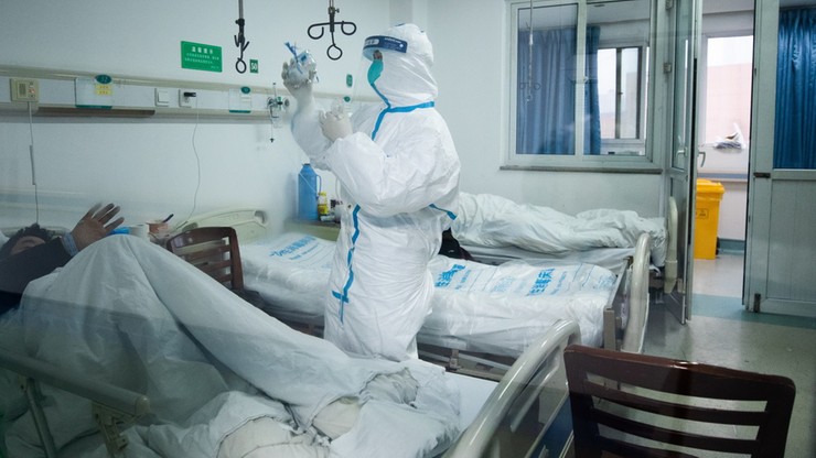 Czy można zarazić się koronawirusem przez przesyłkę z Chin? Eksperci wyjaśniają