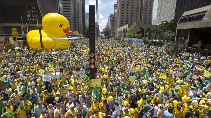 Brazylia: tłumy domagają się ustąpienia prezydenta. "To tylko wstęp"