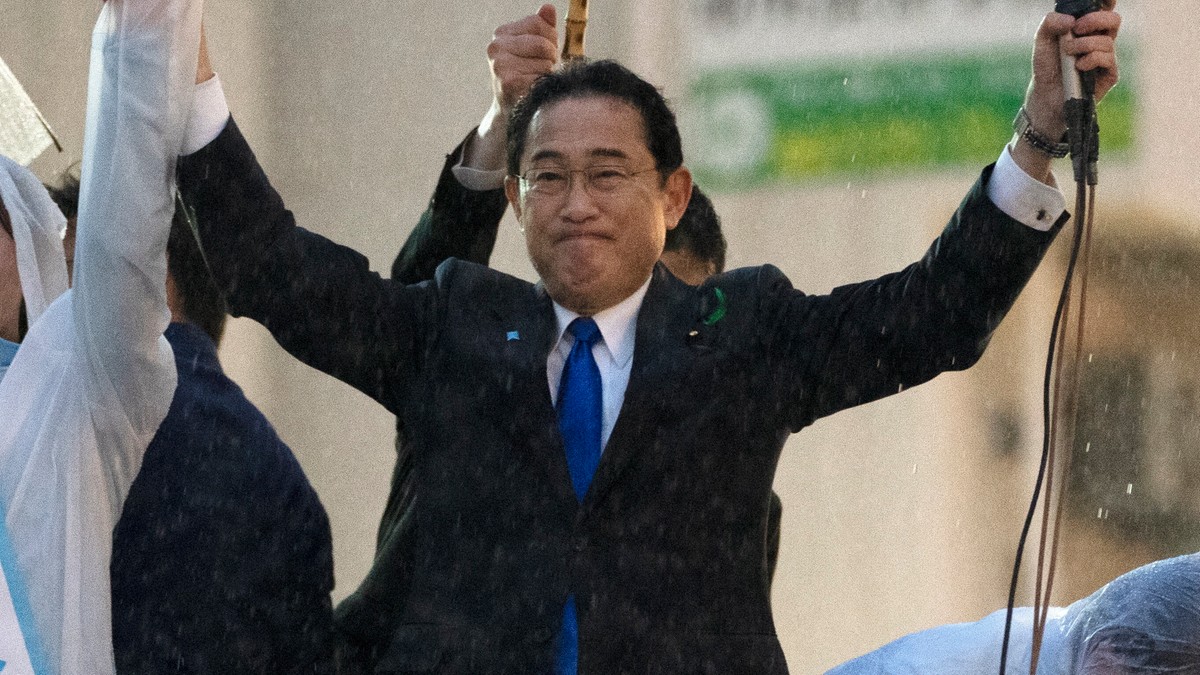 Japonia. Premier Fumio Kishida ewakuowany po eksplozji podczas przemówienia