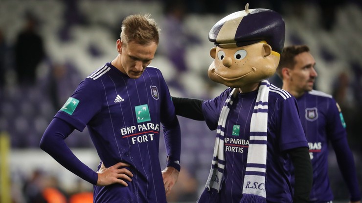 Teodorczyk z pudłem stulecia! (WIDEO)