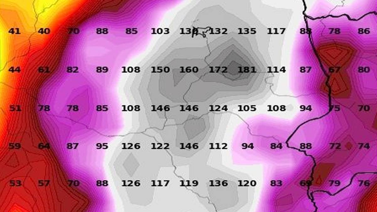 Bardzo duże sumy opadów prognozowane dla Polski. Fot. wxcharts.com