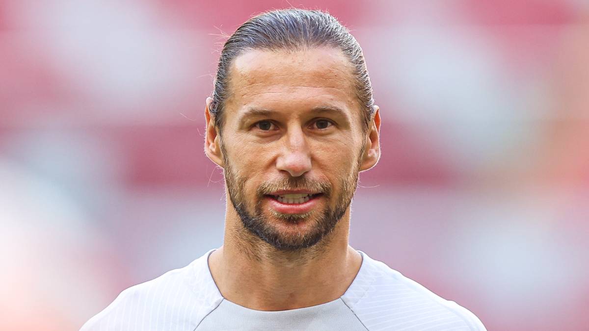Grzegorz Krychowiak w koszulce reprezentacji Polski