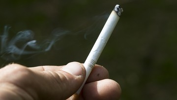 Nikotyna pomaga w leczeniu COVID-19? Zaskakujące ustalenia naukowców