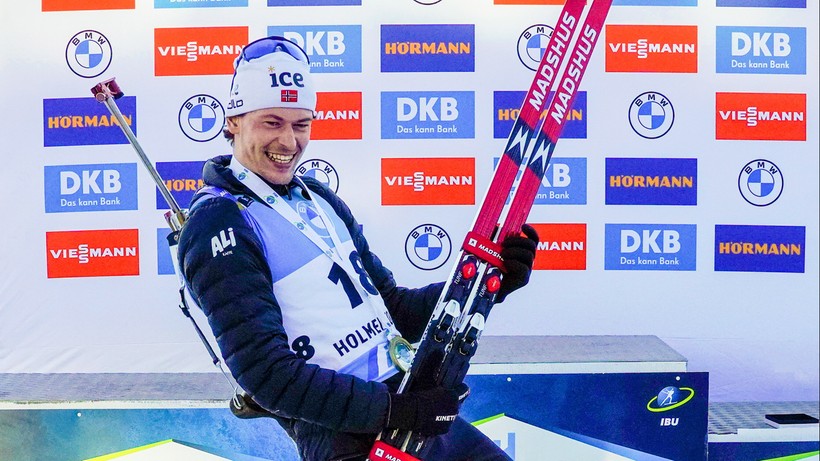 PŚ w biathlonie: Sturla Holm Laegreid wygrał sprint na 10 km w Oslo