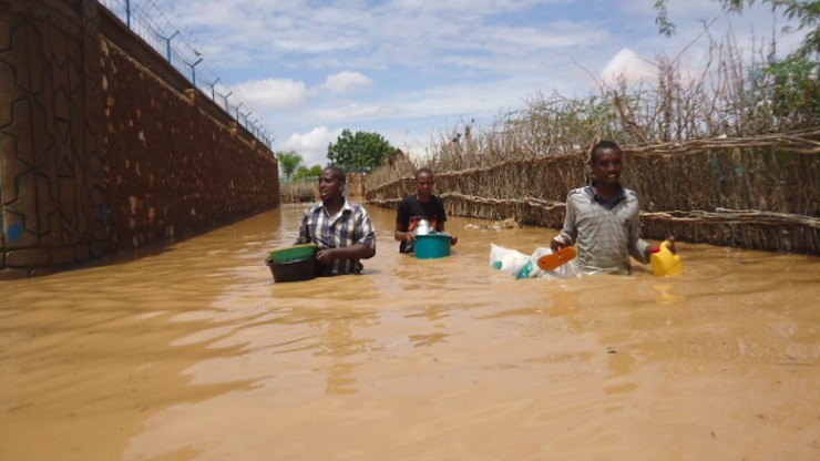 Powodzie w północnej Nigerii. Zginęło co najmniej 49 osób