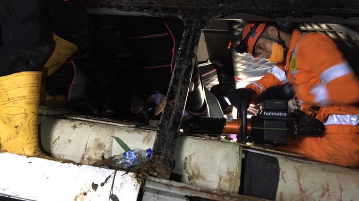Indonezja. Szkolny autobus spadł do wąwozu. Zginęło co najmniej 27 osób