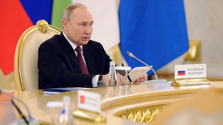 Nowe informacje o operacji Władimira Putina. "Usunięcie płynu w jamie brzusznej"