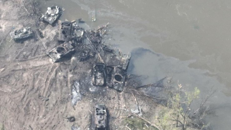 Wojna w Ukrainie. Atak na rosyjski most pontonowy na rzece Doniec. Duże straty w sprzęcie i ludziach