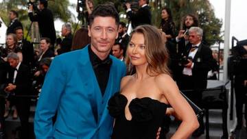 Wiadomo już, co dalej z Lewandowskim? Wymowne słowa żony