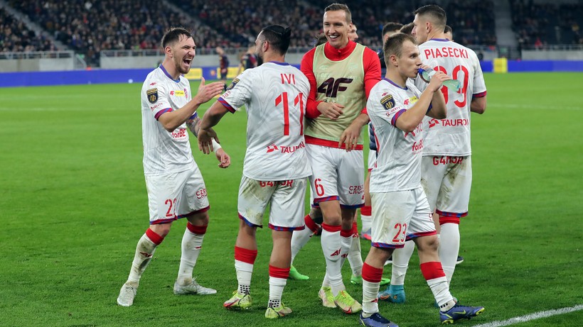 Fortuna Puchar Polski: Obrońcy trofeum grają dalej