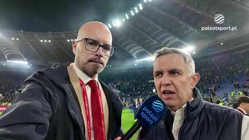 Dw&oacute;ch komentator&oacute;w Polsatu Sport na tle trybun Stadionu Olimpijskiego.