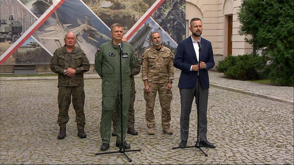 "Rosja kolejny raz prowokuje". Szef MON podał nowe informacje ws. wybuchu drona w Osinach