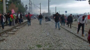 Gaz łzawiący przeciwko migrantom na granicy grecko-macedońskiej