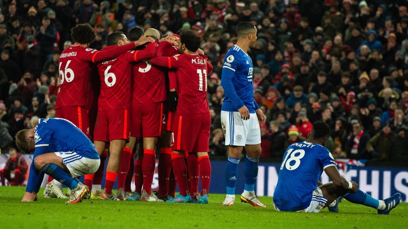 Premier League: Liverpool nie składa broni. Diogo Jota bohaterem meczu z Leicester City