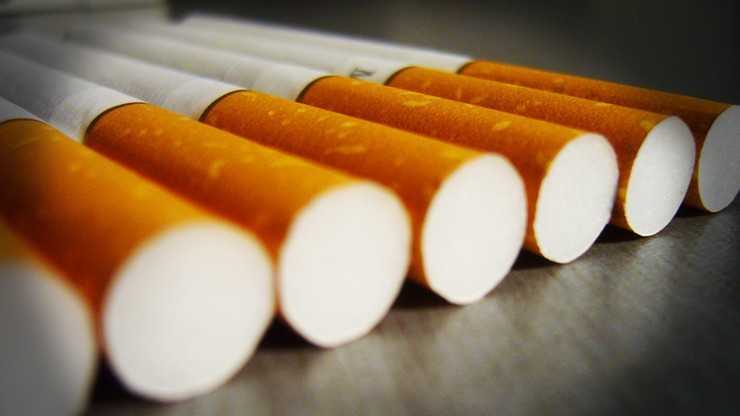 UE kończy współpracę z koncernami tytoniowymi