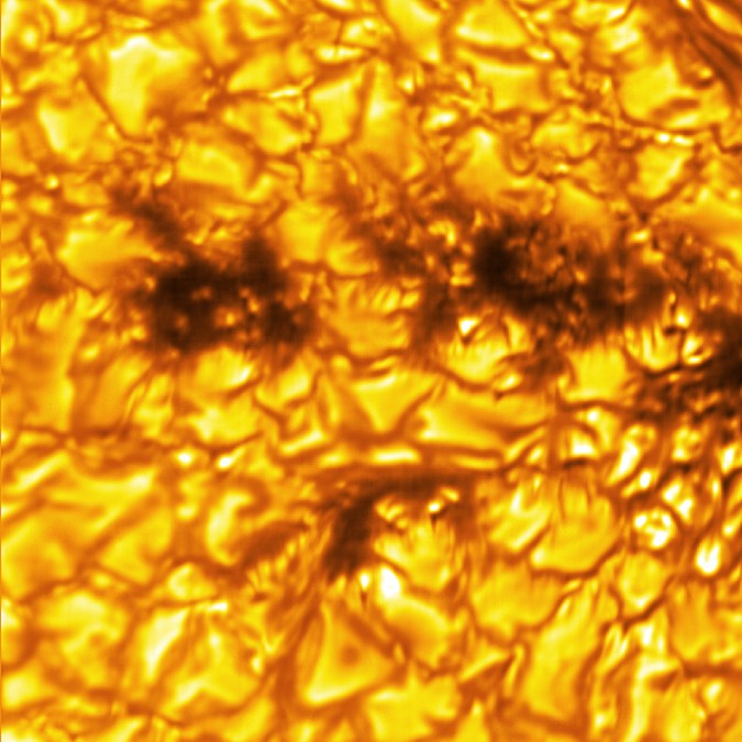 Teleskop uchwycił obraz, który zdaniem naukowców przedstawia rozkładającą się plamę słoneczną