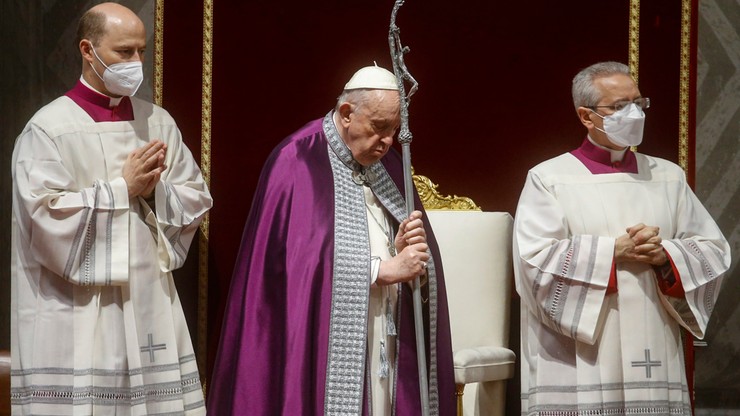 Papież poświęcił Rosję i Ukrainę Niepokalanemu Sercu Maryi. Mówił o bezsensownej i okrutnej wojnie