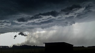 20.07.2017 10:15 Pogoda nad Polską szaleje. Upał, chłód, burze i ulewy