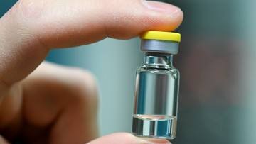 Błąd w dawkowaniu szczepionki. Potrzebne dodatkowe badania