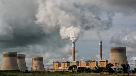 28.08.2021 08:00 Rosnący popyt na elektryczność utrzymuje węgiel przy życiu, bo odnawialne źródła nie nadążają