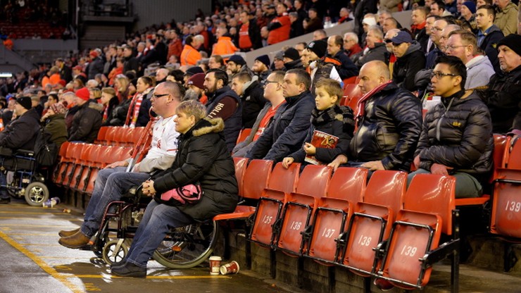 Właściciele Liverpoolu wycofali się z podwyżek cen biletów