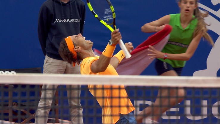 ATP: Wielki fan Realu triumfuje w Barcelonie. Dziewiąty tytuł Nadala!