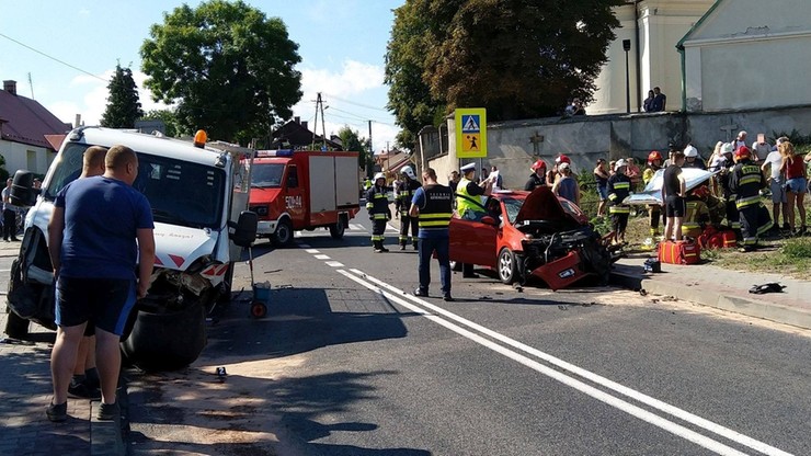 Ośmioro poszkodowanych w wypadku w Osieku. Droga zablokowana na kilka godzin