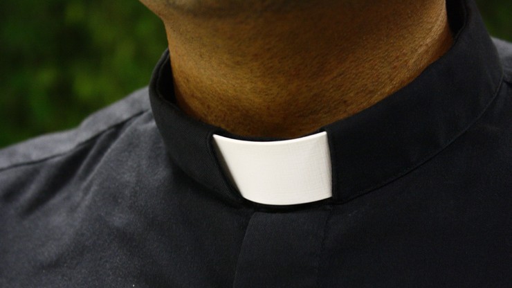 B. pracownik nuncjatury apostolskiej aresztowany w związku z pedofilią
